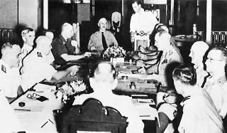 Allied officers participate in the first conference of ABDA Command